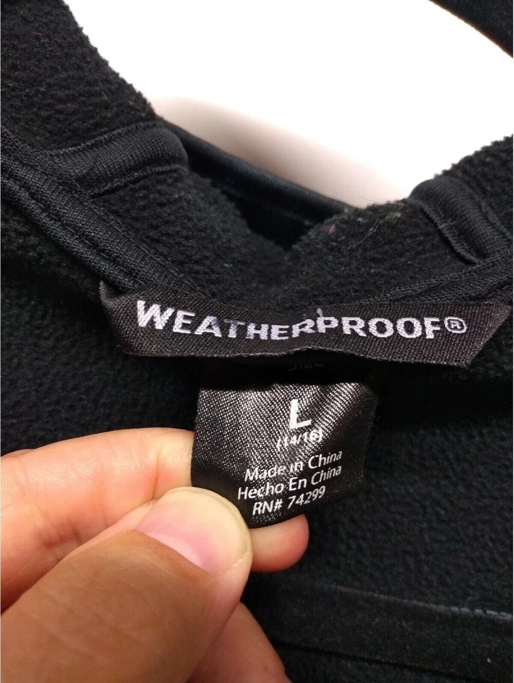 Weatherproof jacket Size Large 14-16 boys 010